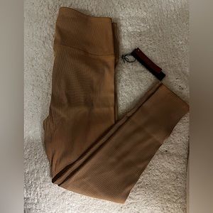 Carbon38 7/8 Ribbed Leggings new with tags